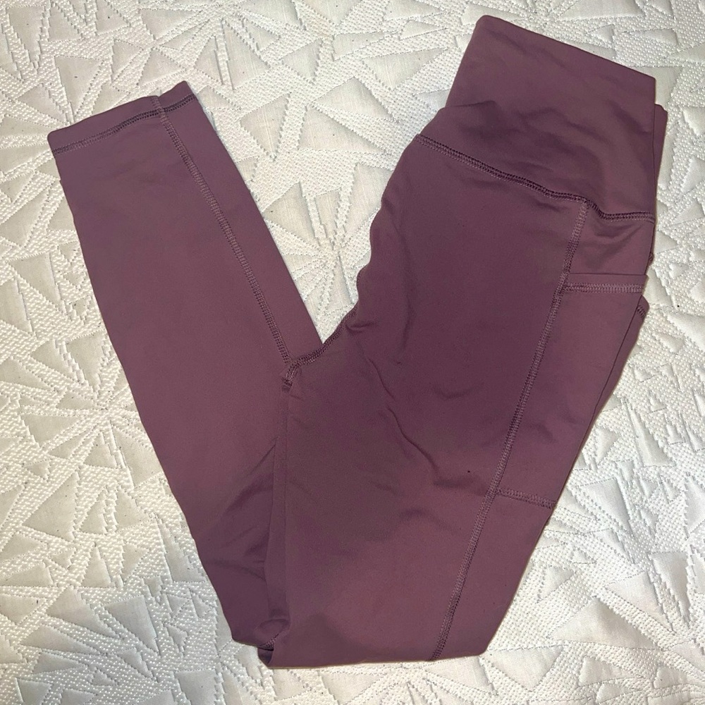 Women’s workout leggings